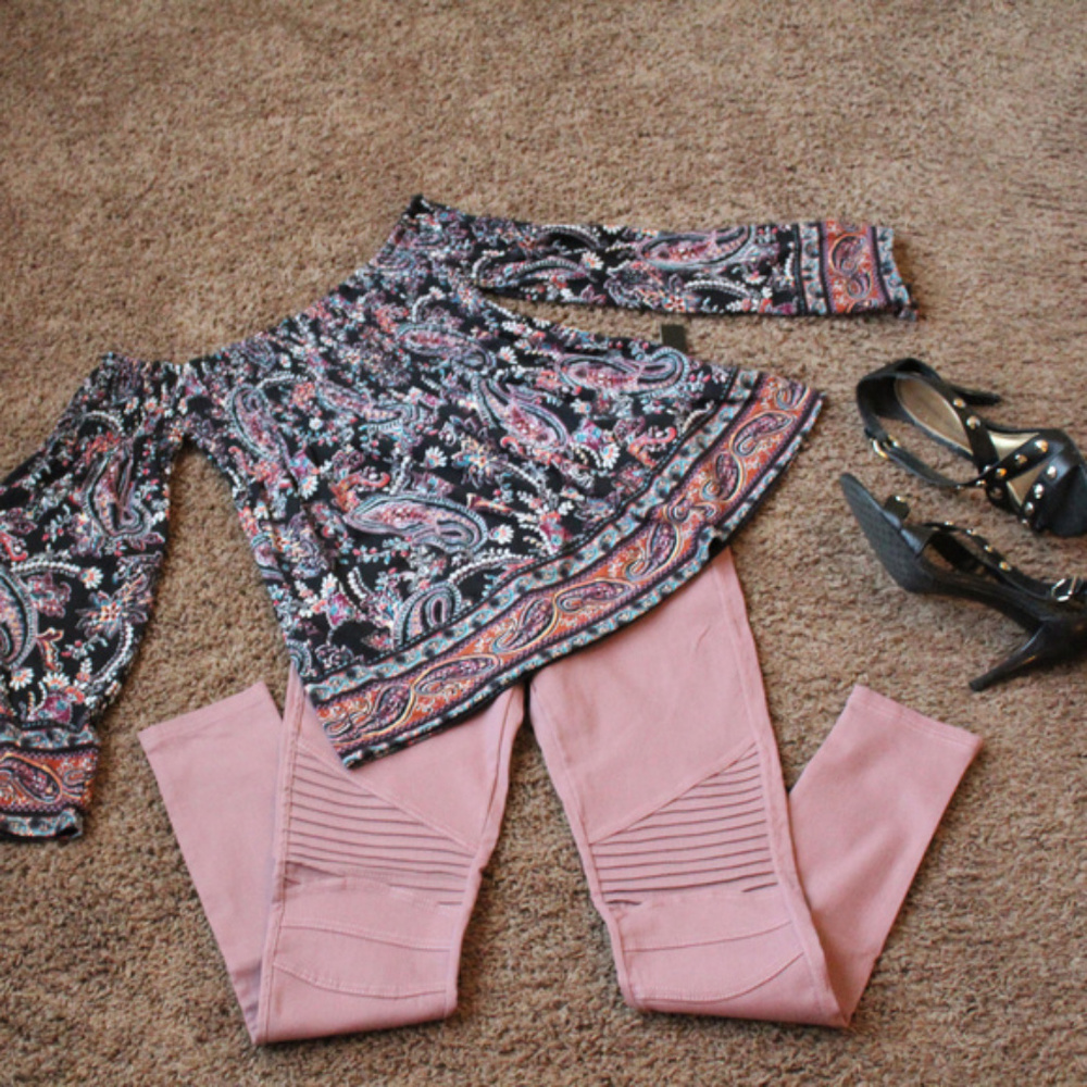 Xhiliration ❤Off the Shoulder Top -  New w/ Tag - Picture 6 of 6